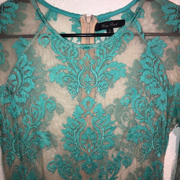 Teal lace one piece dress Size 17” Pit 2 Pit 34”Length. - Picture 3 of 6